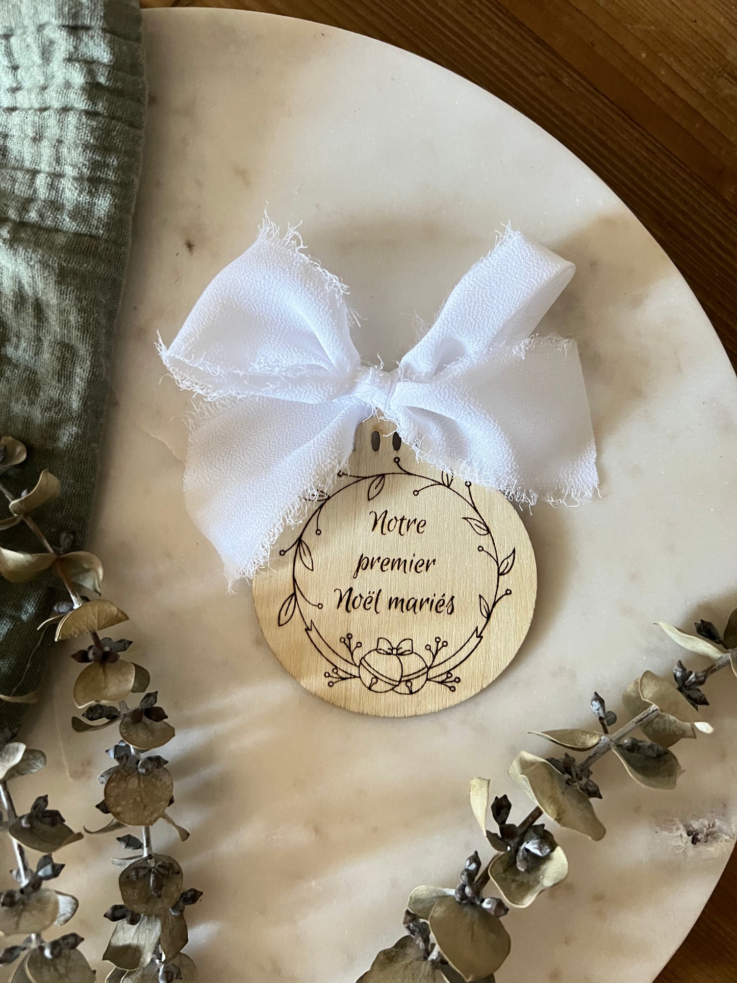 Boule de Noël personnalisé en bois