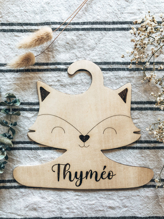Cintre enfant animal personnalisé Lespimpeurs Les pimpeurs cadeau naisance